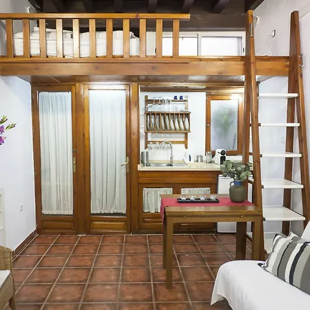 Appartamento Apto En Corral De Vecinos Del S.xvii Siviglia